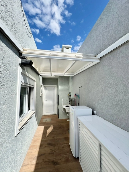 Casa Compacta e Moderna com Suíte, Piscina Aquecida e Placas Solares –: 3ª foto da galeria de imagens do imóvel