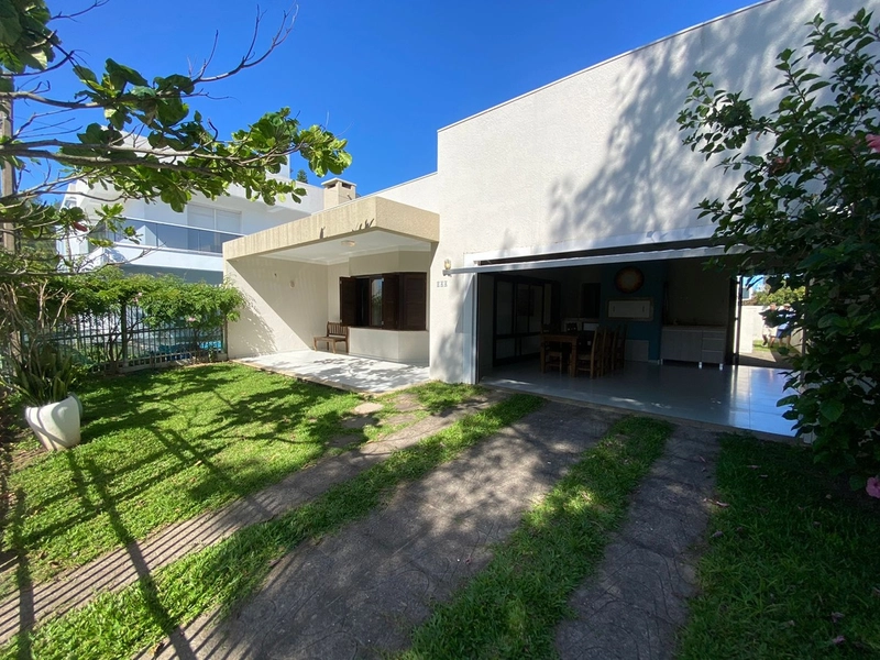Casa à venda em Noiva do Mar: 1ª foto da galeria de imagens do imóvel