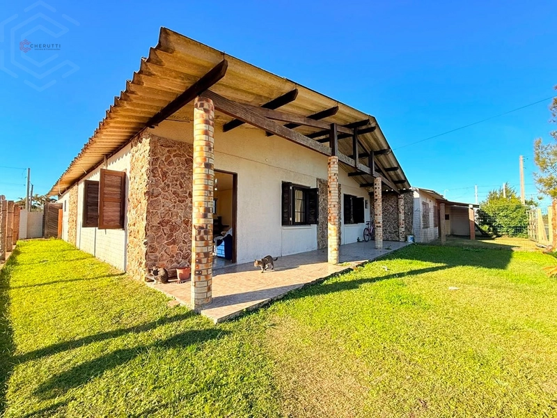 Casa de Esquina com 2 Dormitórios e Living Integrado!: 2ª foto da galeria de imagens do imóvel