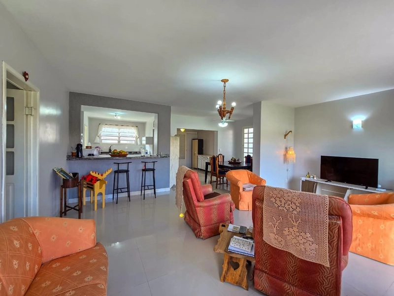 Casa Mobiliada com Suíte e Anexo Versátil para Espaço Gourmet: 15ª foto da galeria de imagens do imóvel