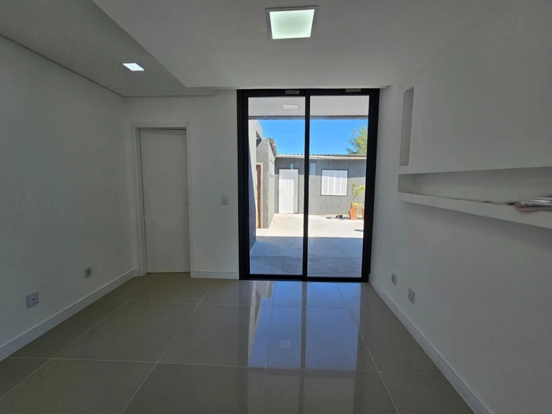 Casa à venda em Rainha do Mar: 10ª foto da galeria de imagens do imóvel