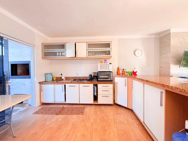 Casa á Venda com 3 Dormitórios, Living Integrado e Pátio Amplo!: 5ª foto da galeria de imagens do imóvel