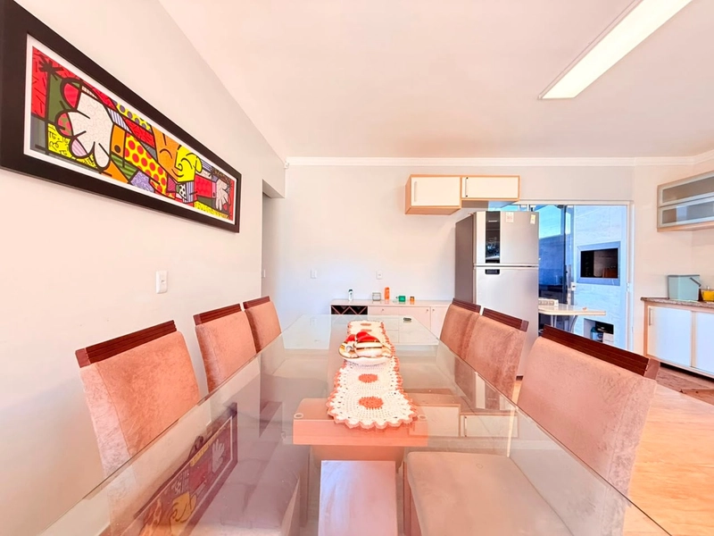 Casa á Venda com 3 Dormitórios, Living Integrado e Pátio Amplo!: 8ª foto da galeria de imagens do imóvel