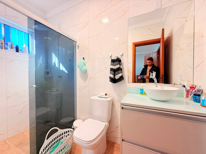 Casa á Venda com 3 Dormitórios, Living Integrado e Pátio Amplo!: 12ª foto da galeria de imagens do imóvel