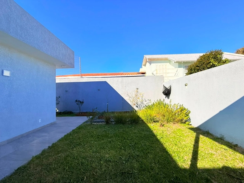 Casa á Venda com 3 Dormitórios, Living Integrado e Pátio Amplo!: 16ª foto da galeria de imagens do imóvel