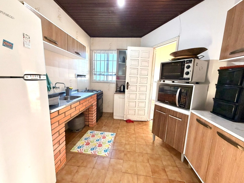 Ótima Casa em Atlântida Sul com 3 Dormitórios e Piscina: 11ª foto da galeria de imagens do imóvel