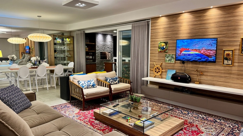 Cobertura Mobiliada, Decorada e com uma Linda Vista para o Lago!: 2ª foto da galeria de imagens do imóvel