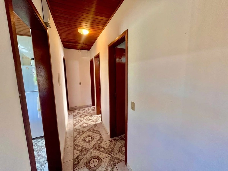 Casa com Suíte, Churrasqueira e Living Integrado: 23ª foto da galeria de imagens do imóvel