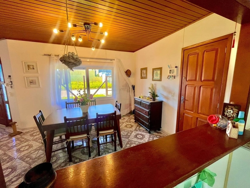 Casa com Suíte, Churrasqueira e Living Integrado: 18ª foto da galeria de imagens do imóvel