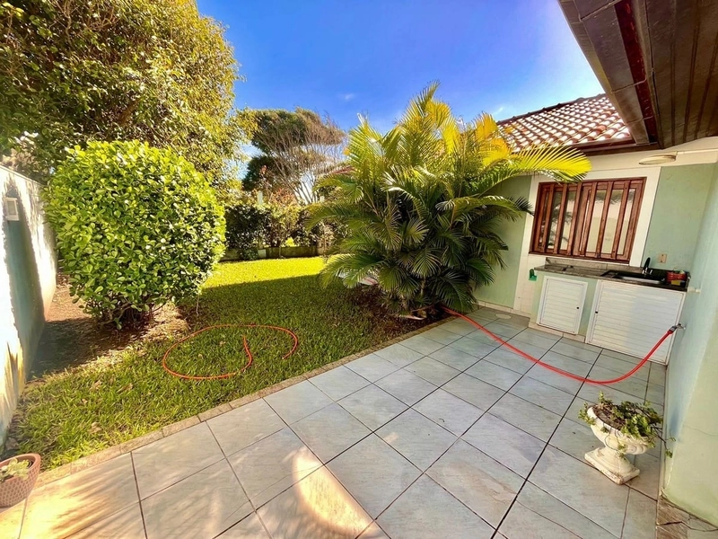 Casa com Suíte, Churrasqueira e Living Integrado: 29ª foto da galeria de imagens do imóvel