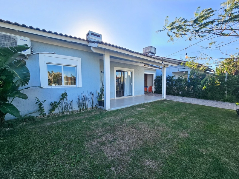 Imóvel à Venda em Xangri-Lá com 3 Dormitórios e Living Integrado!: 1ª foto da galeria de imagens do imóvel