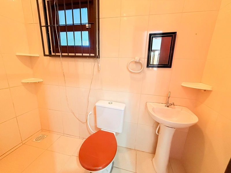 Linda Casa á Venda em Mariápolis com 3 Dormitórios: 9ª foto da galeria de imagens do imóvel