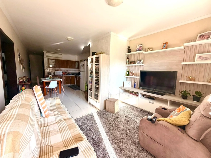 Linda Casa em Atlântida Sul - 3 Dormitórios e Garagem Fechada!: 3ª foto da galeria de imagens do imóvel