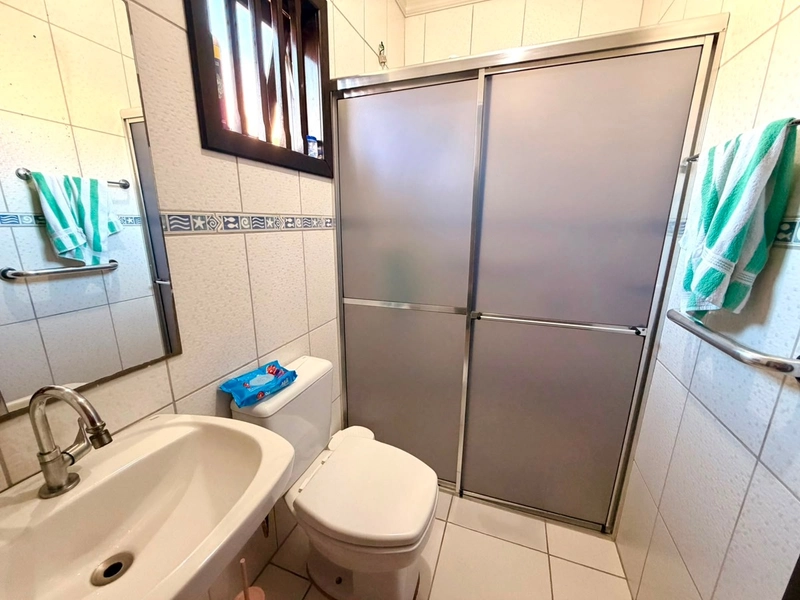 Linda Casa em Atlântida Sul - 3 Dormitórios e Garagem Fechada!: 4ª foto da galeria de imagens do imóvel