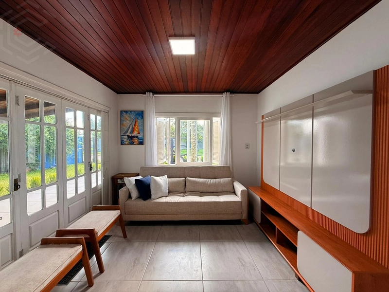 Casa espaçosa com piscina em Xangri-Lá!: 5ª foto da galeria de imagens do imóvel