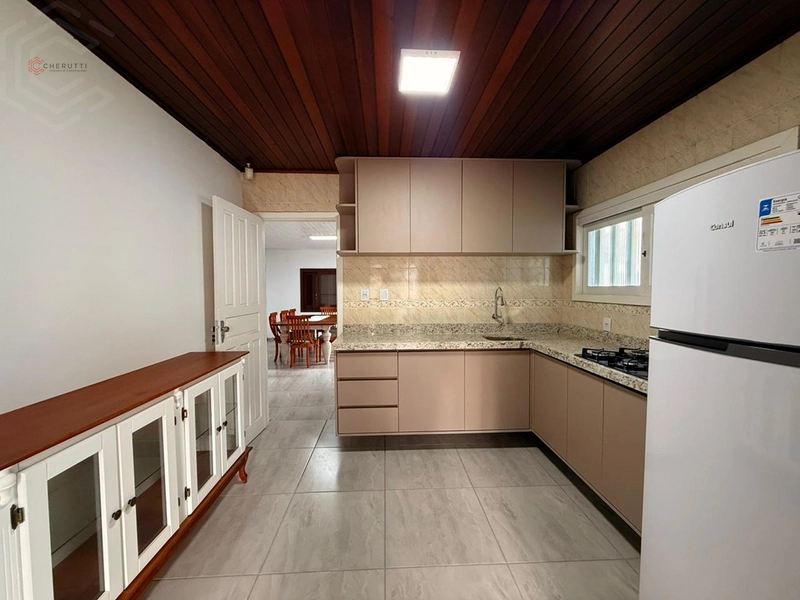 Casa espaçosa com piscina em Xangri-Lá!: 7ª foto da galeria de imagens do imóvel