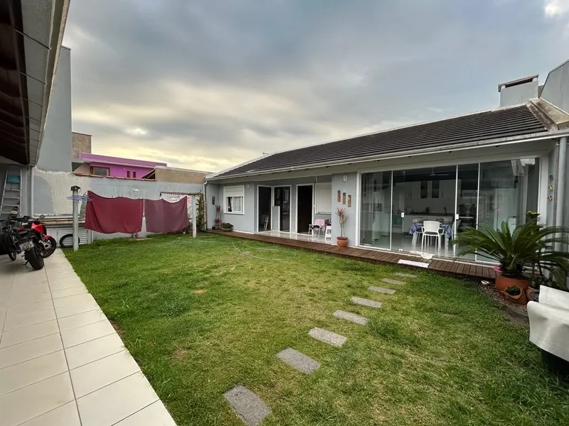 Casa Ampla com 3 Dormitórios, Anexo nos Fundos e Área Gourmet!: 15ª foto da galeria de imagens do imóvel