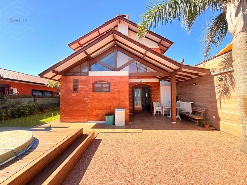 Casa Decorada a 150m do Mar com Ofurô e Churrasqueira!: 6ª foto da galeria de imagens do imóvel