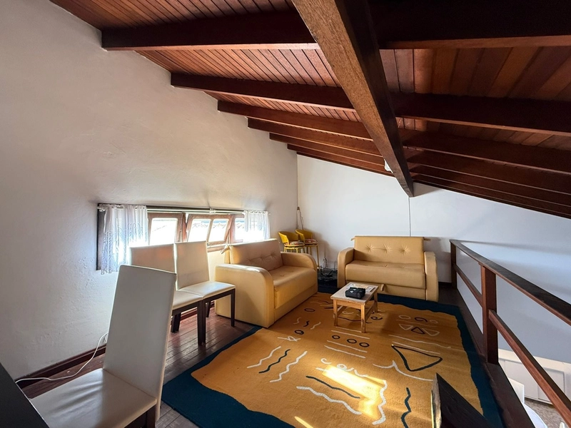 Linda Casa no Centro de Xangri-Lá com 3 Dormitórios e Lareira: 7ª foto da galeria de imagens do imóvel
