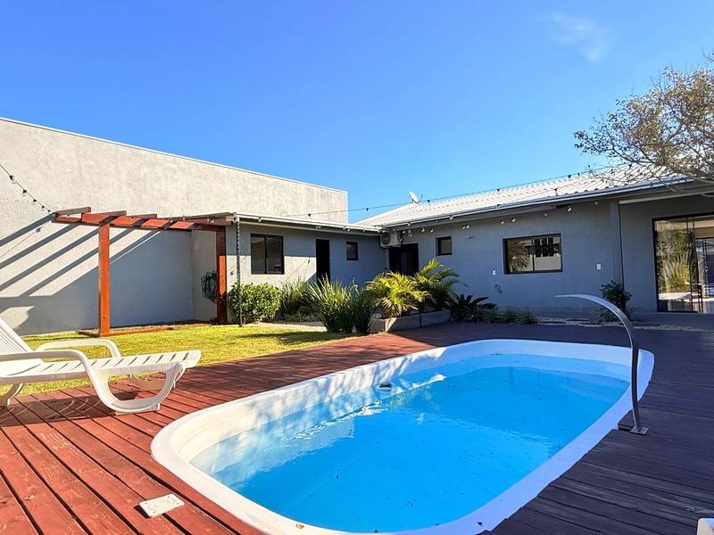 Lindo Imóvel em Atlântida Sul com Piscina!: 1ª foto da galeria de imagens do imóvel