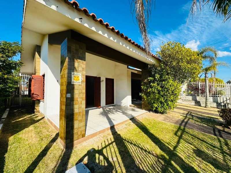 Imóvel à Venda com 3 Dormitórios no Centro de Xangri-Lá!: 1ª foto da galeria de imagens do imóvel