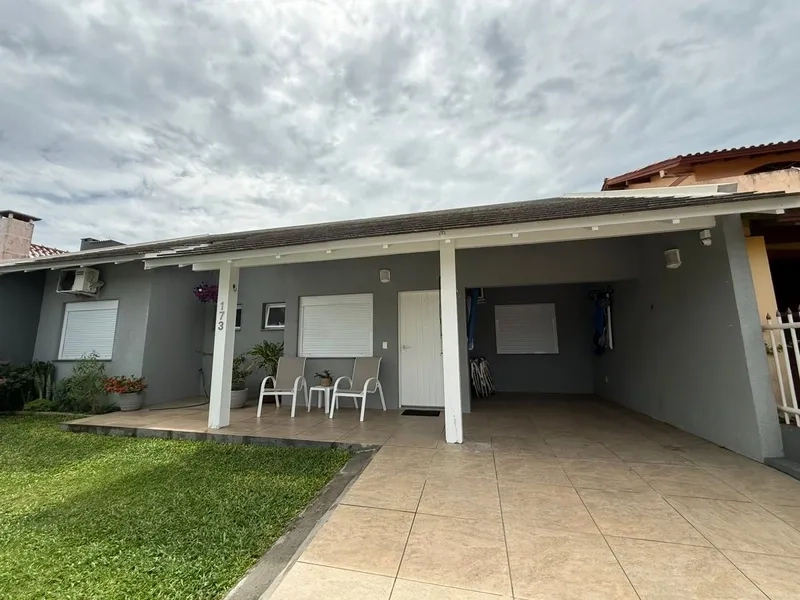 Ampla Casa com 150m², 4 Dormitórios e Excelente Padrão de Acabamento: 2ª foto da galeria de imagens do imóvel