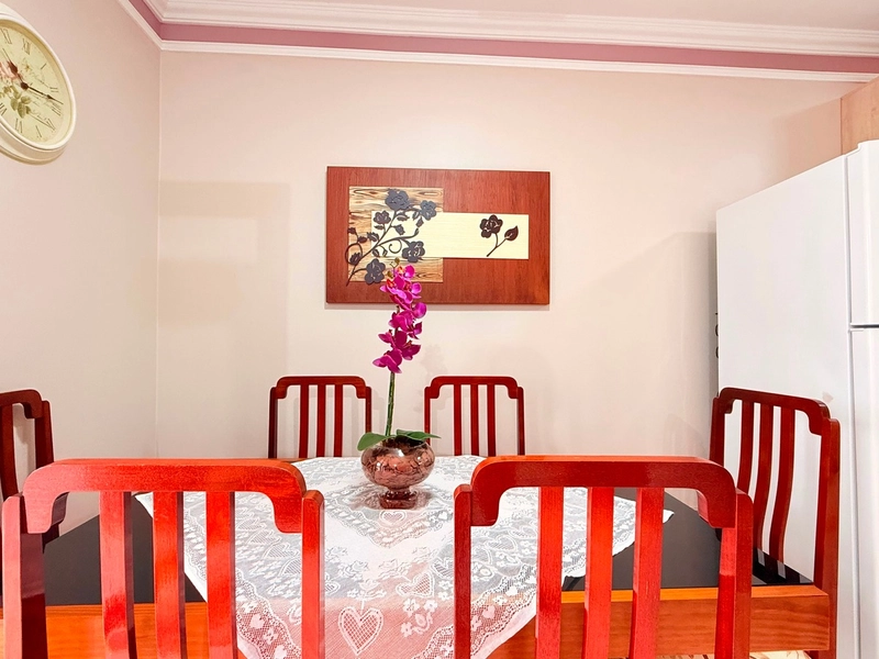 Linda Casa com Amplo Pátio, Lareira e 3 Dormitórios!: 11ª foto da galeria de imagens do imóvel