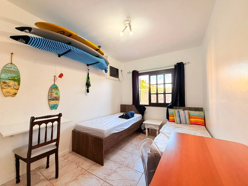 Casa Completa à Venda  com Pátio Amplo e Living Amplo!: 14ª foto da galeria de imagens do imóvel