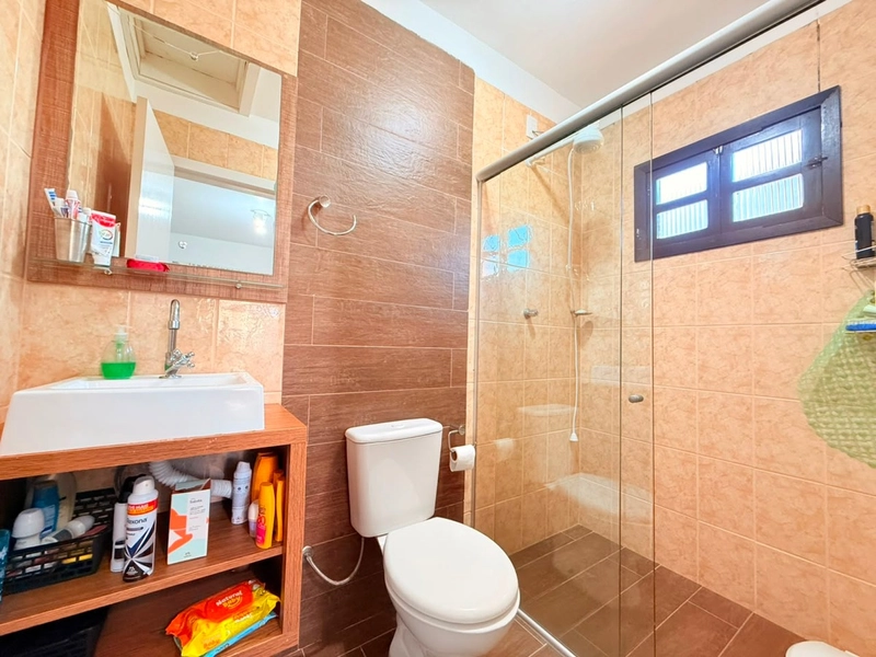 Casa Completa à Venda  com Pátio Amplo e Living Amplo!: 13ª foto da galeria de imagens do imóvel