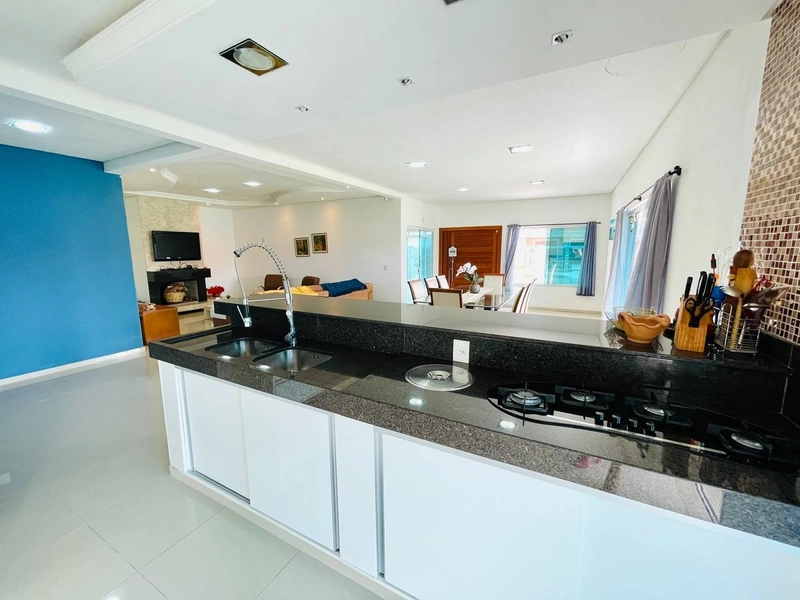 Linda Casa á Venda com 3 Dormitórios, Espaço Gourmet e Garagem!: 13ª foto da galeria de imagens do imóvel