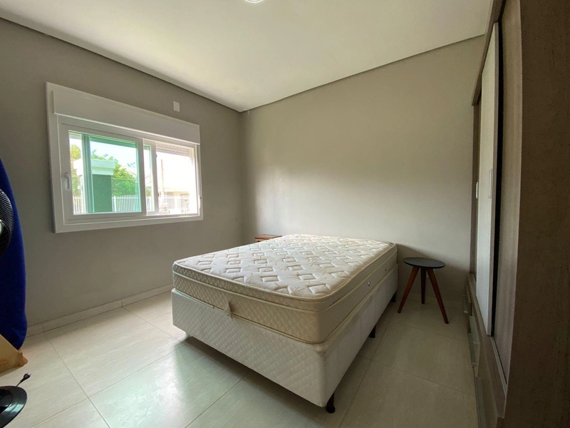Casa espaçosa com suíte, lareira e piscina privativa!: 24ª foto da galeria de imagens do imóvel