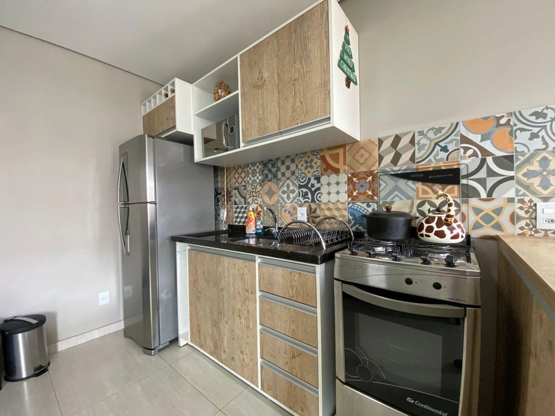 Casa espaçosa com suíte, lareira e piscina privativa!: 15ª foto da galeria de imagens do imóvel