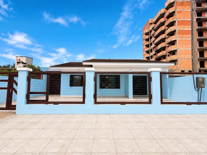 Lindo Imóvel em Atlântida Sul com 3 Dormitórios e Anexo Completo!: 1ª foto da galeria de imagens do imóvel