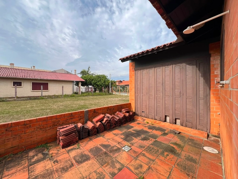 Linda Casa com 3 Dormitórios e Pátio Amplo!: 18ª foto da galeria de imagens do imóvel