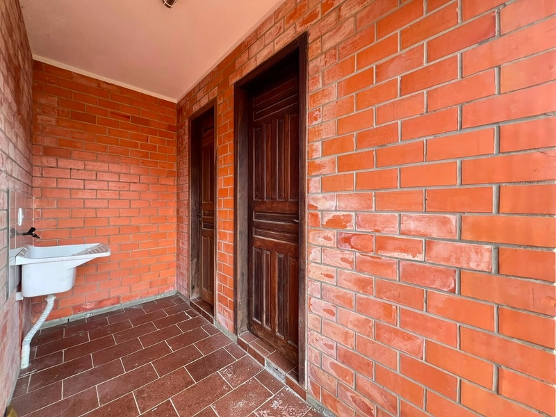 Linda Casa com 3 Dormitórios e Pátio Amplo!: 19ª foto da galeria de imagens do imóvel