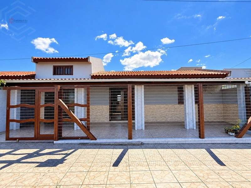 CASA À VENDA EM ATLÂNTIDA SUL!: 1ª foto da galeria de imagens do imóvel