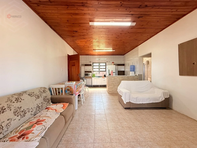 CASA À VENDA EM ATLÂNTIDA SUL!: 3ª foto da galeria de imagens do imóvel