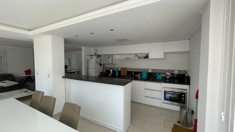 Casa Alto Padrão Mobiliada com Piscina e Espaço Gourmet: 6ª foto da galeria de imagens do imóvel