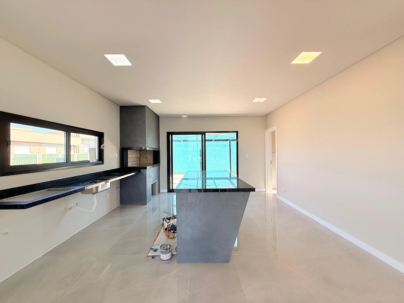 Linda Casa na Avenida Paraguassu com 3 Dormitórios: 5ª foto da galeria de imagens do imóvel