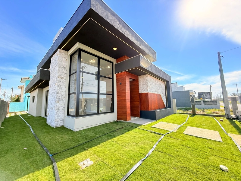 Linda Casa na Avenida Paraguassu com 3 Dormitórios: 1ª foto da galeria de imagens do imóvel
