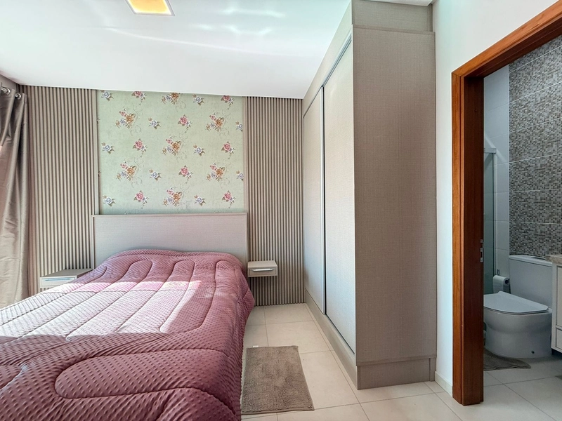 Sobrado Mobiliado com 2 Suítes, Espaço Gourmet e Living Integrado: 13ª foto da galeria de imagens do imóvel
