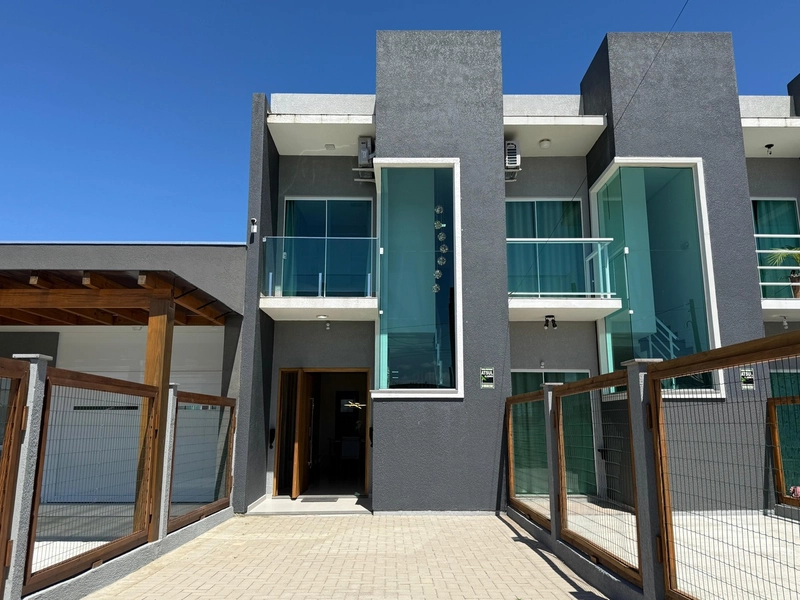 Sobrado Mobiliado com 2 Suítes, Espaço Gourmet e Living Integrado: 1ª foto da galeria de imagens do imóvel