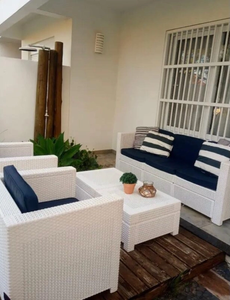Sobrado Mobiliado com 3 Suítes, Lareira e Espaço Gourmet: 4ª foto da galeria de imagens do imóvel