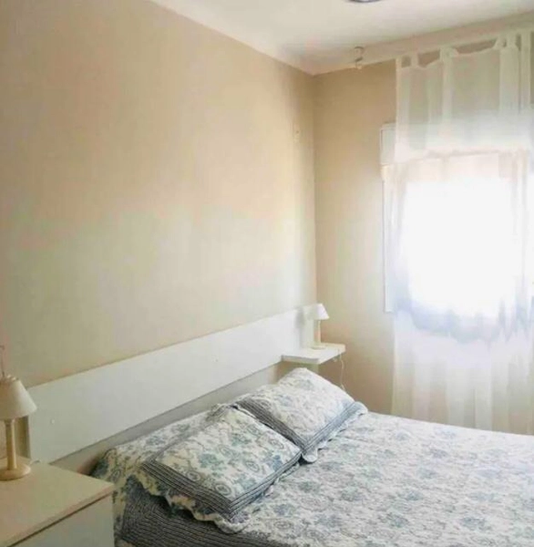 Sobrado Mobiliado com 3 Suítes, Lareira e Espaço Gourmet: 11ª foto da galeria de imagens do imóvel