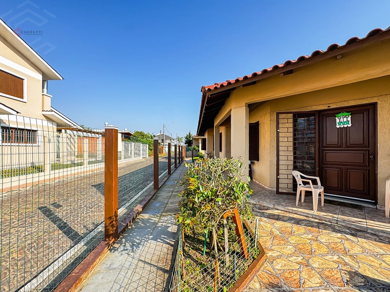 Linda Casa em Rainha do Mar com 3 Dormitório e Ótima Localização: 27ª foto da galeria de imagens do imóvel