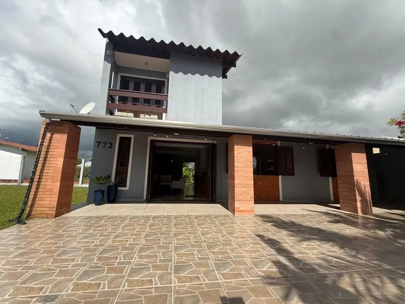 Lindo sobrado com 4 Dormitórios em 2 Terrenos e Pátio Amplo: 24ª foto da galeria de imagens do imóvel