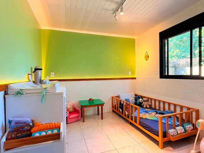 Linda Casa Semi-mobiliada, com 3 Dormitórios e 2 Banheiros sociais!: 17ª foto da galeria de imagens do imóvel
