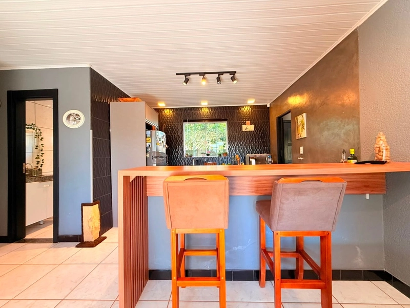 Linda Casa Semi-mobiliada, com 3 Dormitórios e 2 Banheiros sociais!: 7ª foto da galeria de imagens do imóvel