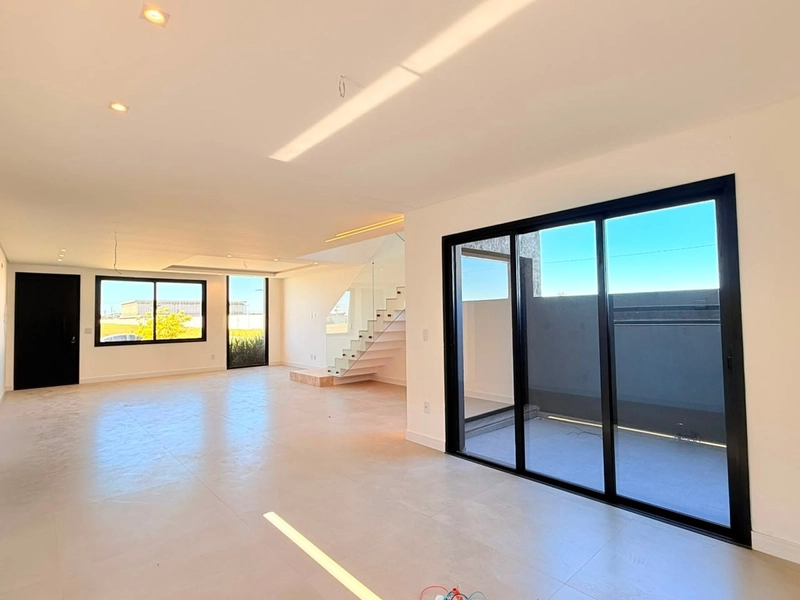 Linda Casa em Nova Xangri-Lá com 4 Dormitórios!: 10ª foto da galeria de imagens do imóvel