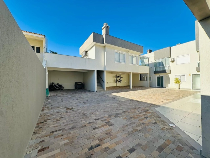 Lindo Duplex Decorado, a Poucos Metros do Mar com Jacuzzi!: 42ª foto da galeria de imagens do imóvel